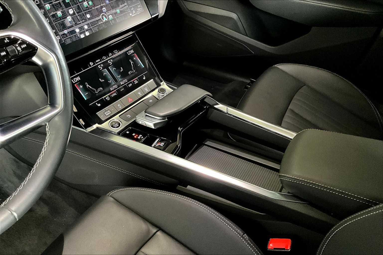 2024 Audi Q8 E-tron Premium photo 15
