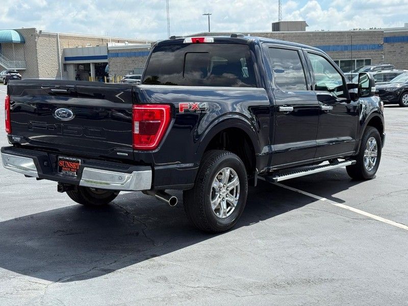 2022 Ford F-150 XLT photo 2