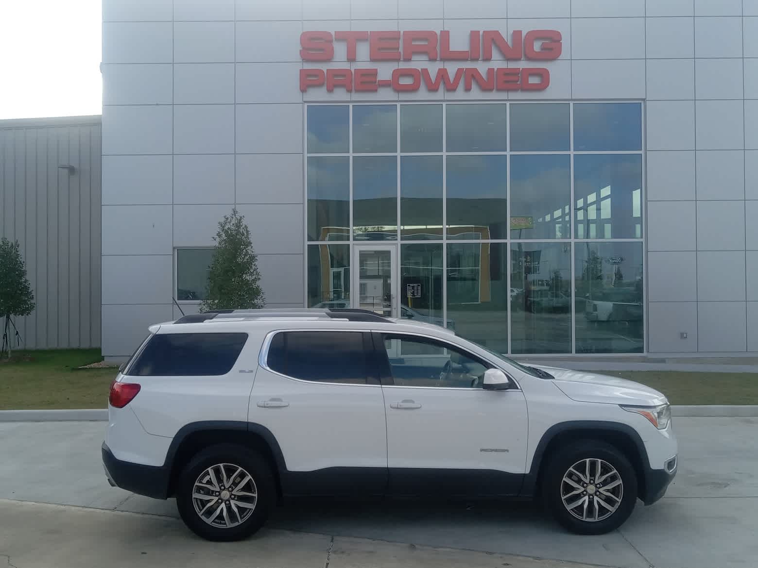 2019 GMC Acadia SLE-2's photo