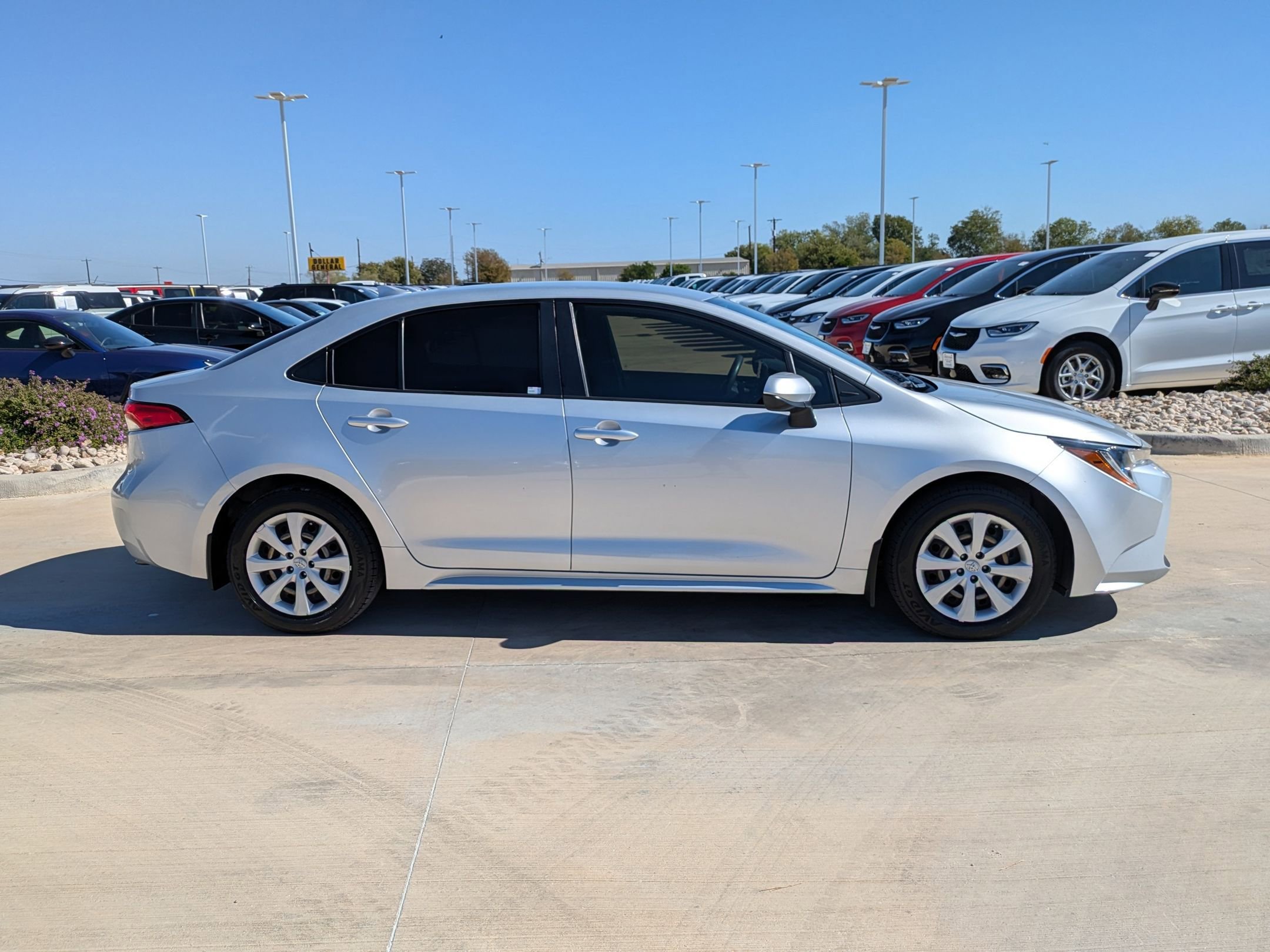 Used 2022 Toyota Corolla LE with VIN JTDEPMAE9N3024564 for sale in Castroville, TX
