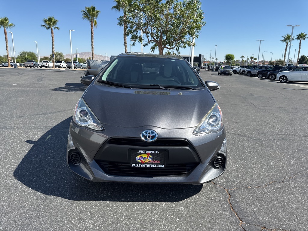 2015 Toyota Prius C One photo 3