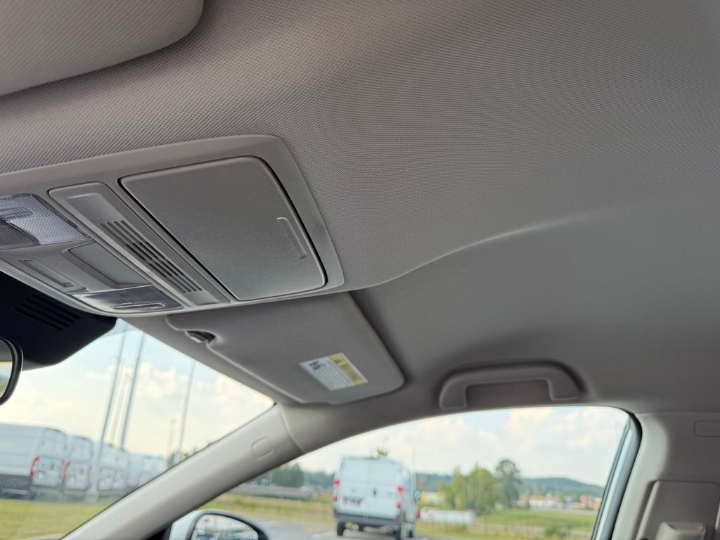 2022 Honda Accord LX photo 20