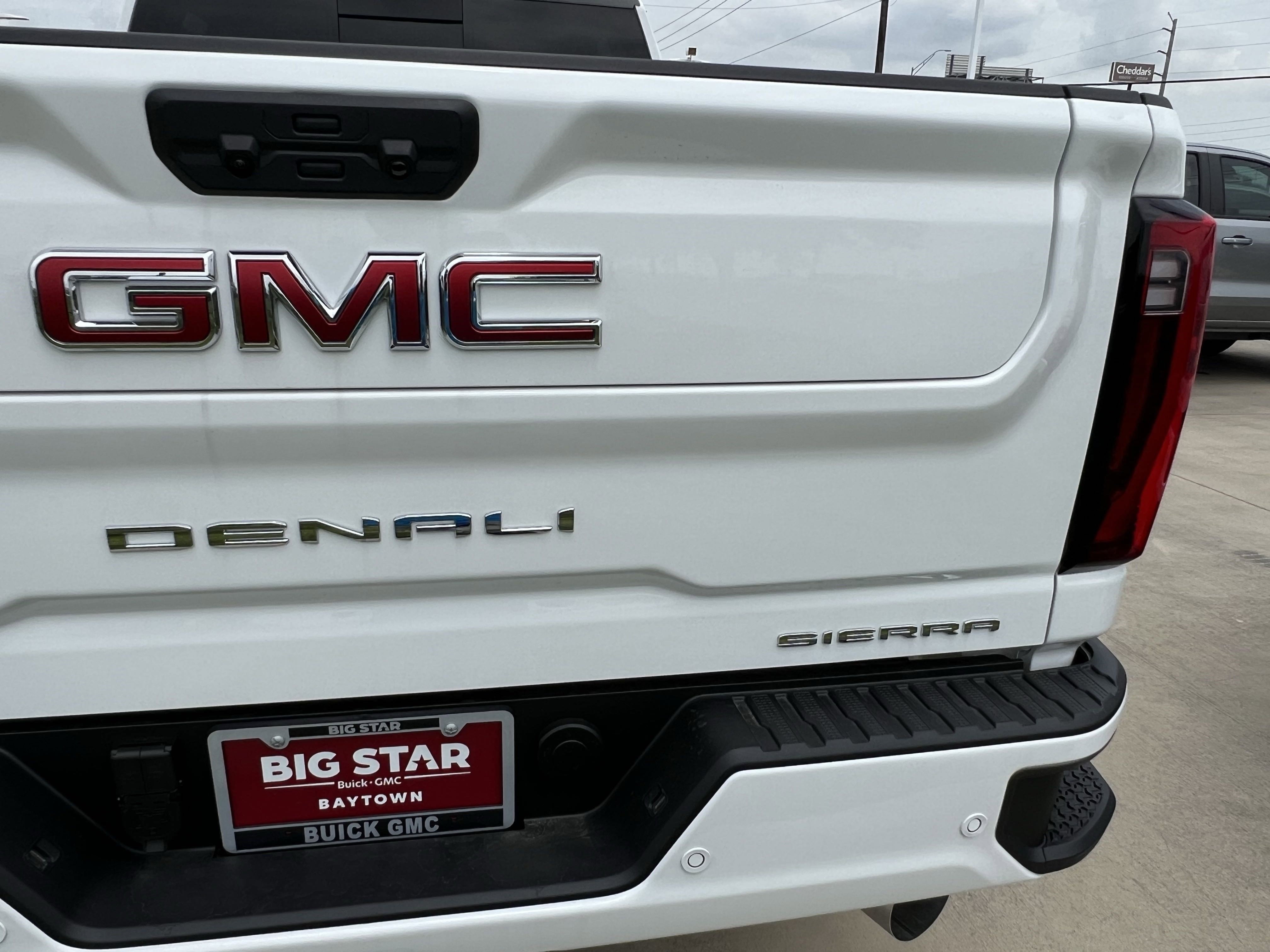 2025 Gmc Sierra HD Denali photo 4