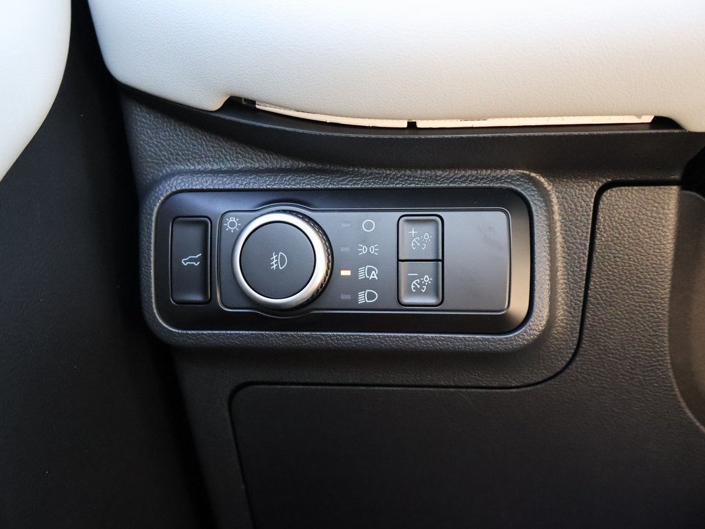 2025 Ford Explorer Platinum photo 33
