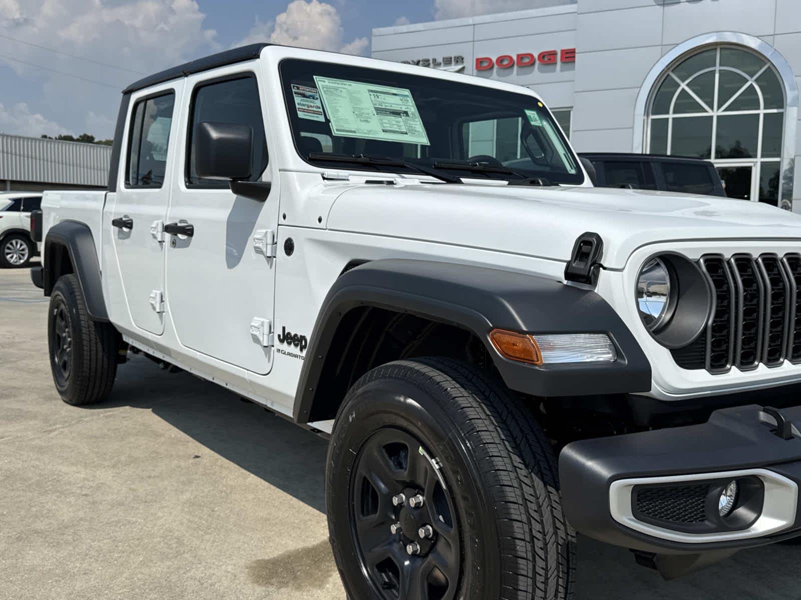 2025 Jeep Gladiator Sport photo 15