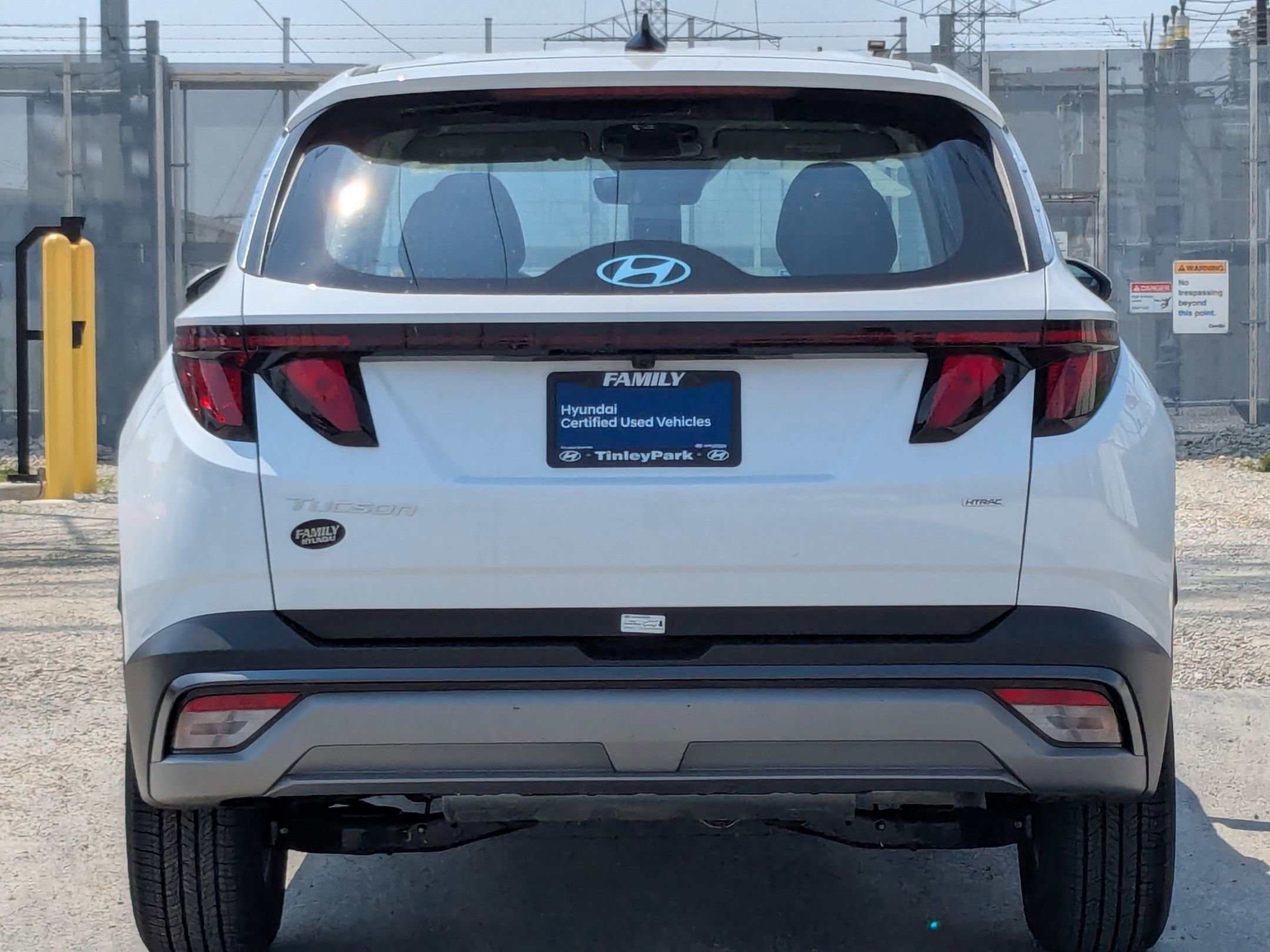 2025 Hyundai Tucson SE photo 2