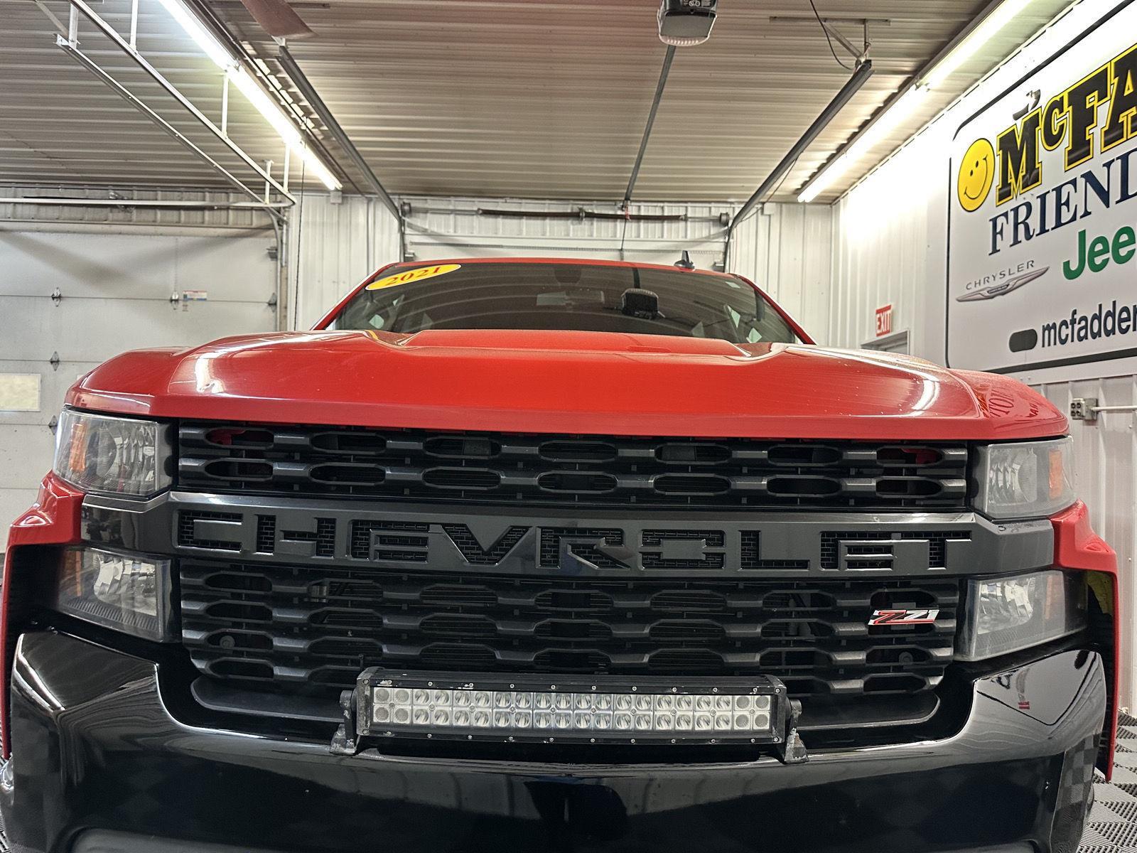 2021 Chevrolet Silverado 1500 Custom Trail Boss photo 4