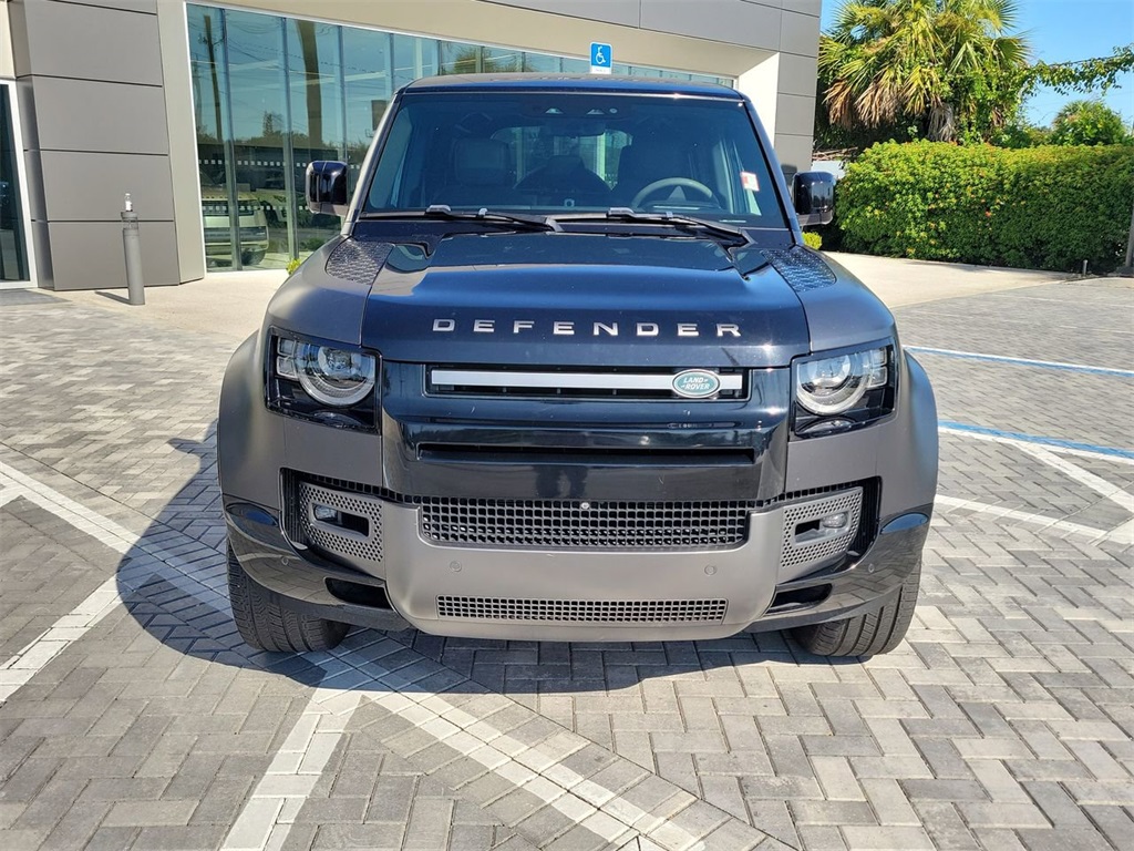 2023 Land Rover Defender 110 V8 photo 8