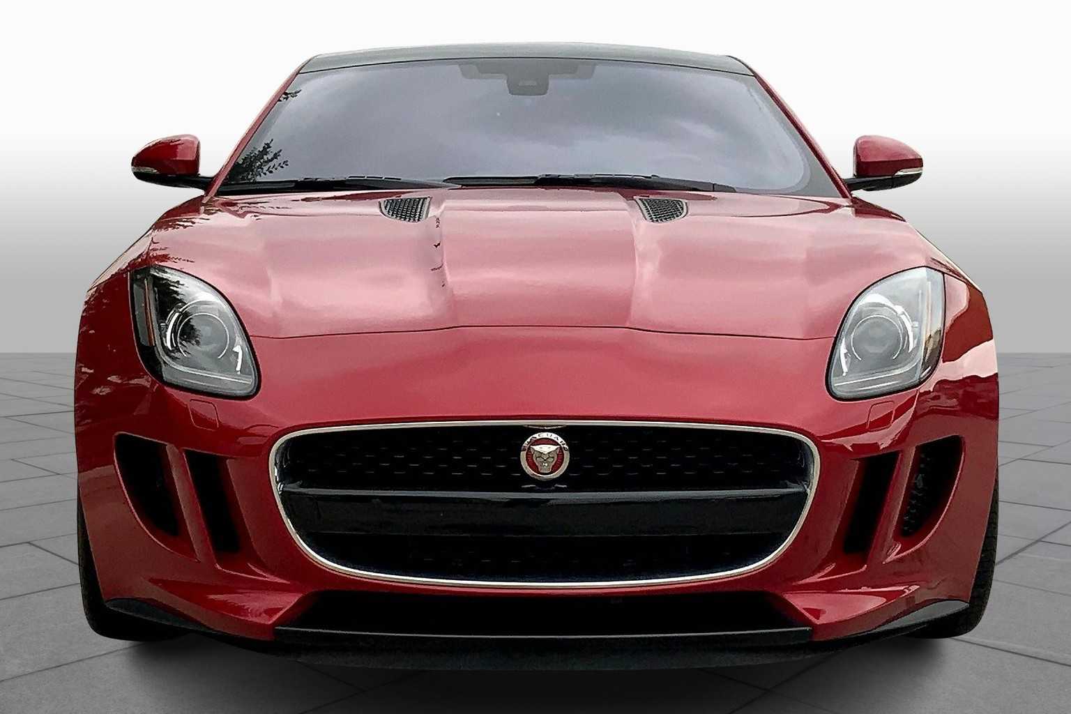 2017 Jaguar F-TYPE photo 3