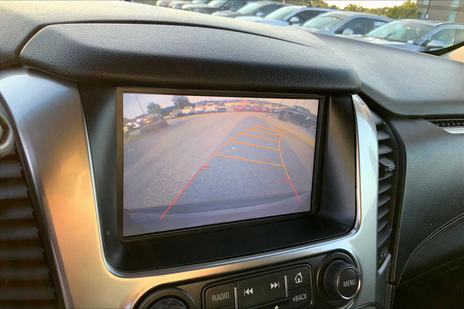 2015 Chevrolet Suburban LT photo 28