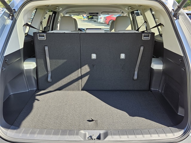 2025 Toyota Grand Highlander XLE photo 10