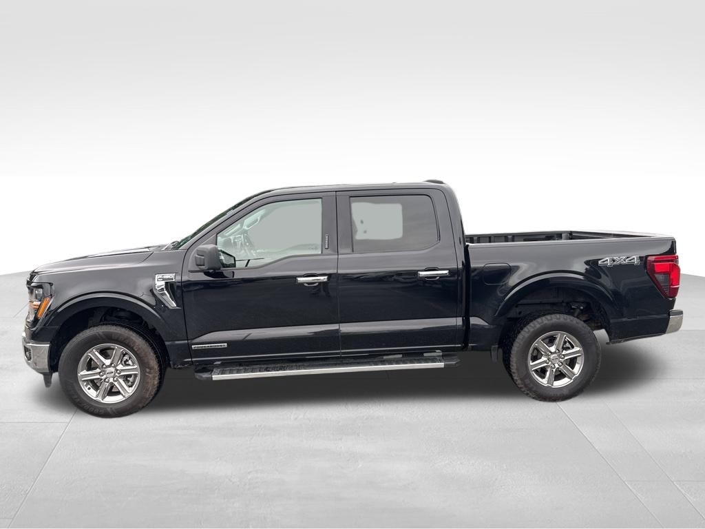 2024 Ford F-150 XLT photo 2