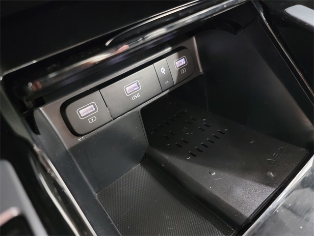 2022 Kia Sorento SX photo 29