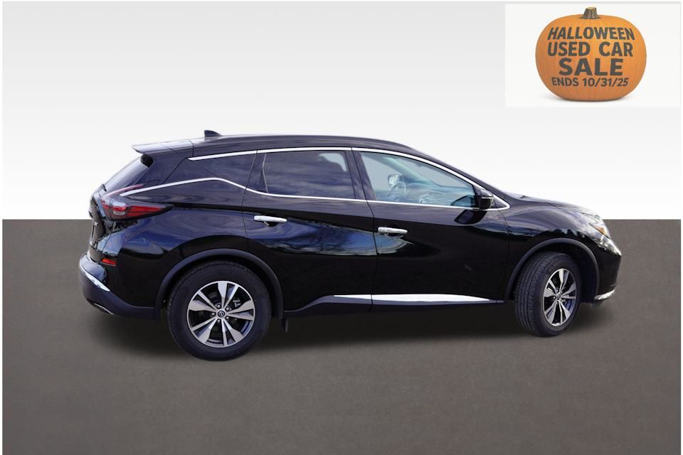 2023 Nissan Murano SV photo 3
