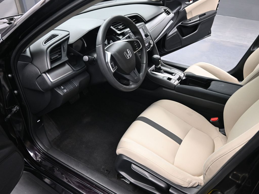 2016 Honda Civic LX photo 4
