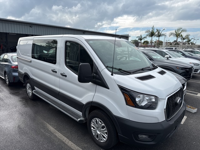 2024 Ford Transit Van Base's photo