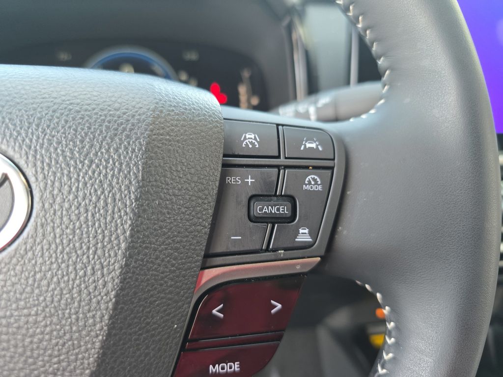 2025 Toyota Camry SE photo 16