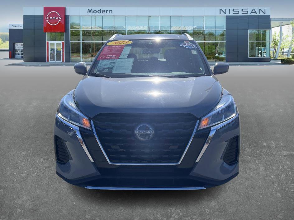 2023 Nissan Kicks SV photo 2