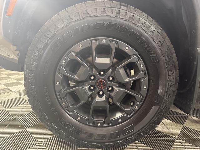 2022 Nissan Frontier PRO-4X photo 10