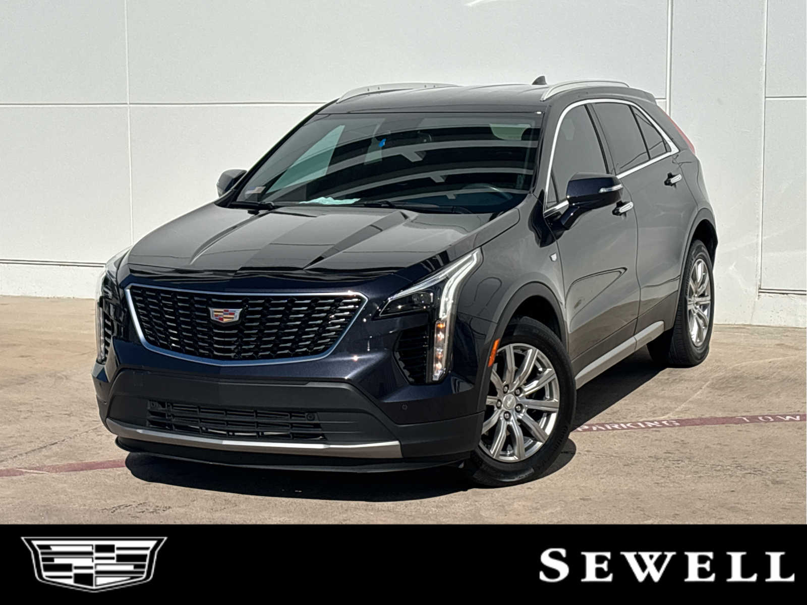 2023 Cadillac XT4 Premium Luxury's photo