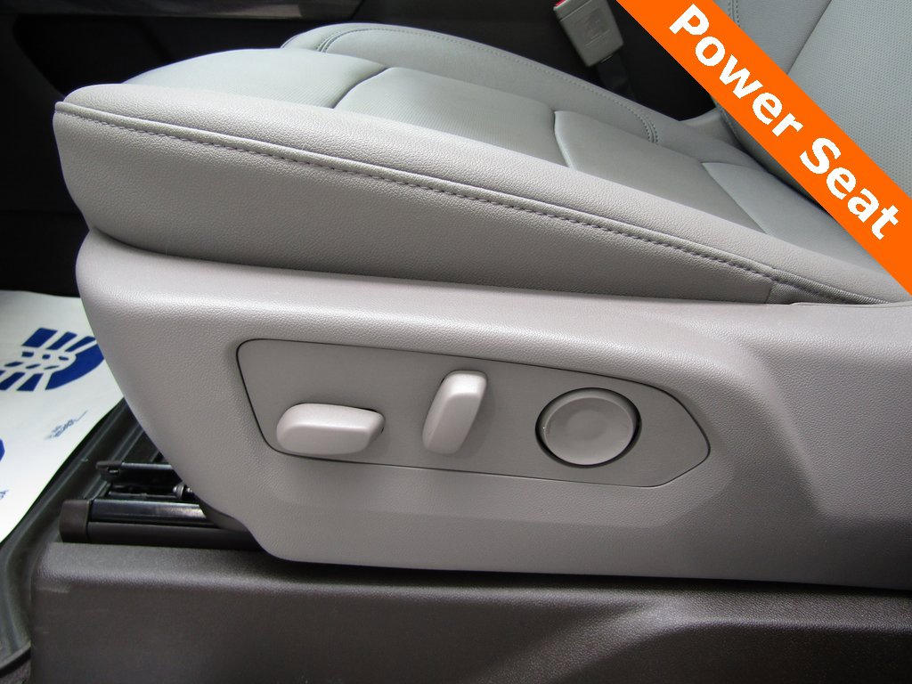 2025 Chevrolet Silverado 1500 LTZ photo 8