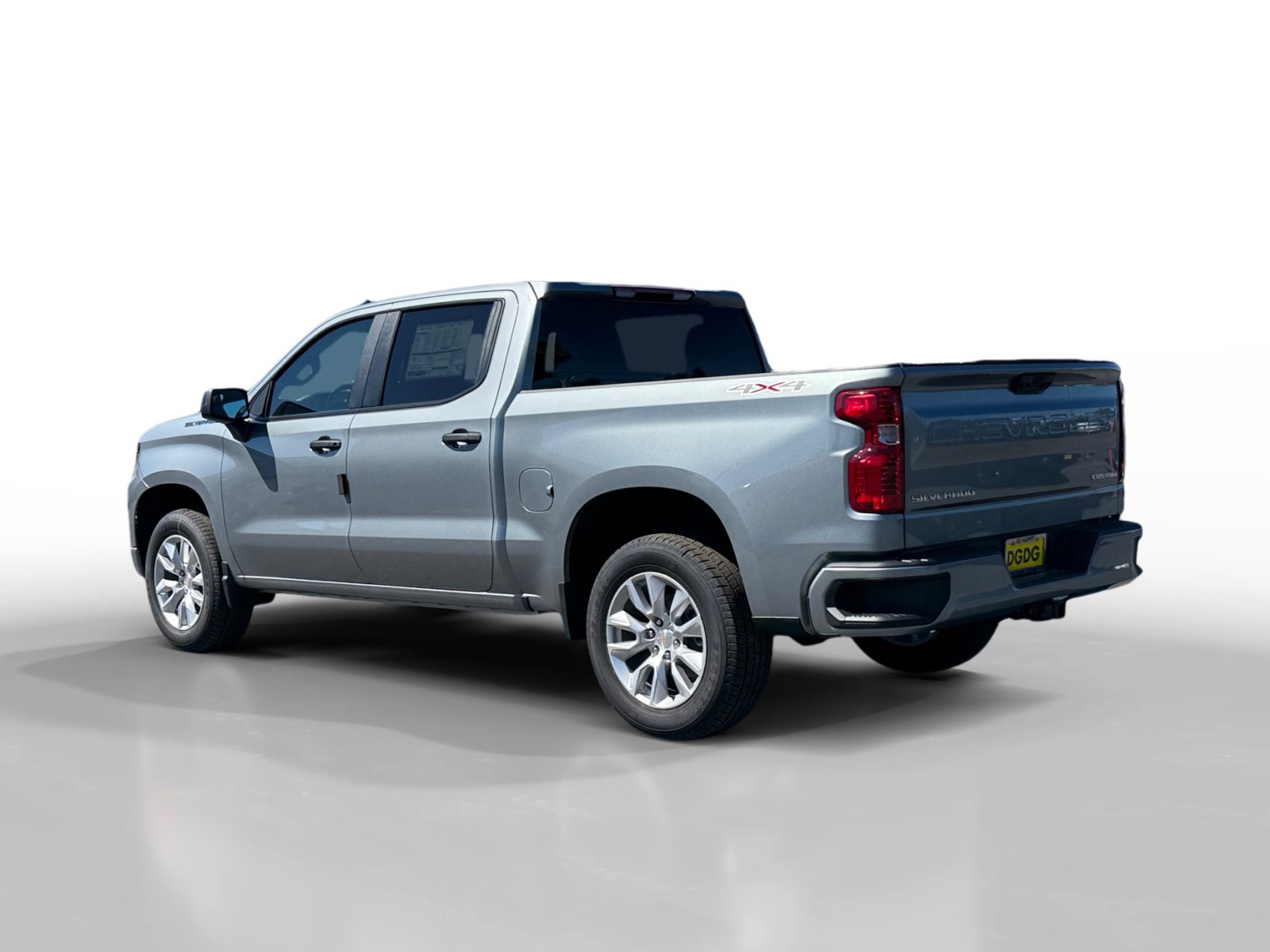 2026 Chevrolet Silverado Custom photo 3