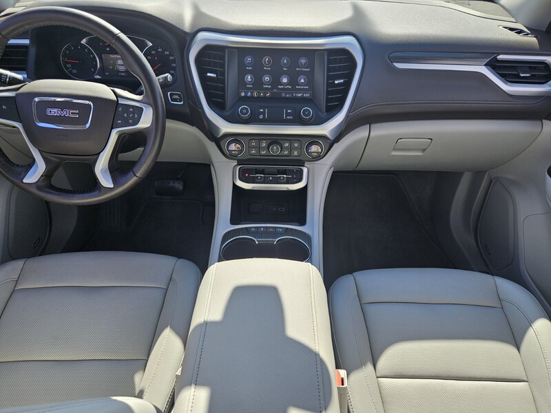 2020 Gmc Acadia SLT photo 13