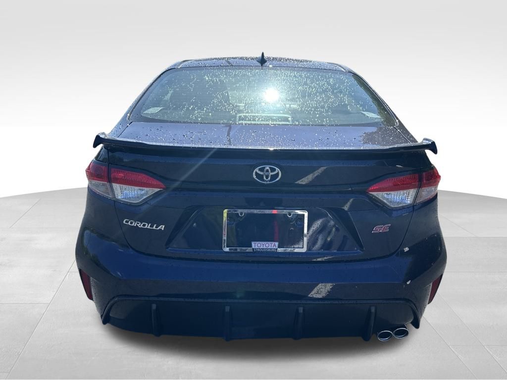 2025 Toyota Corolla SE photo 4