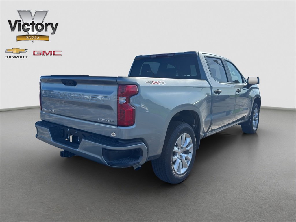 2025 Chevrolet Silverado 1500 Custom photo 6