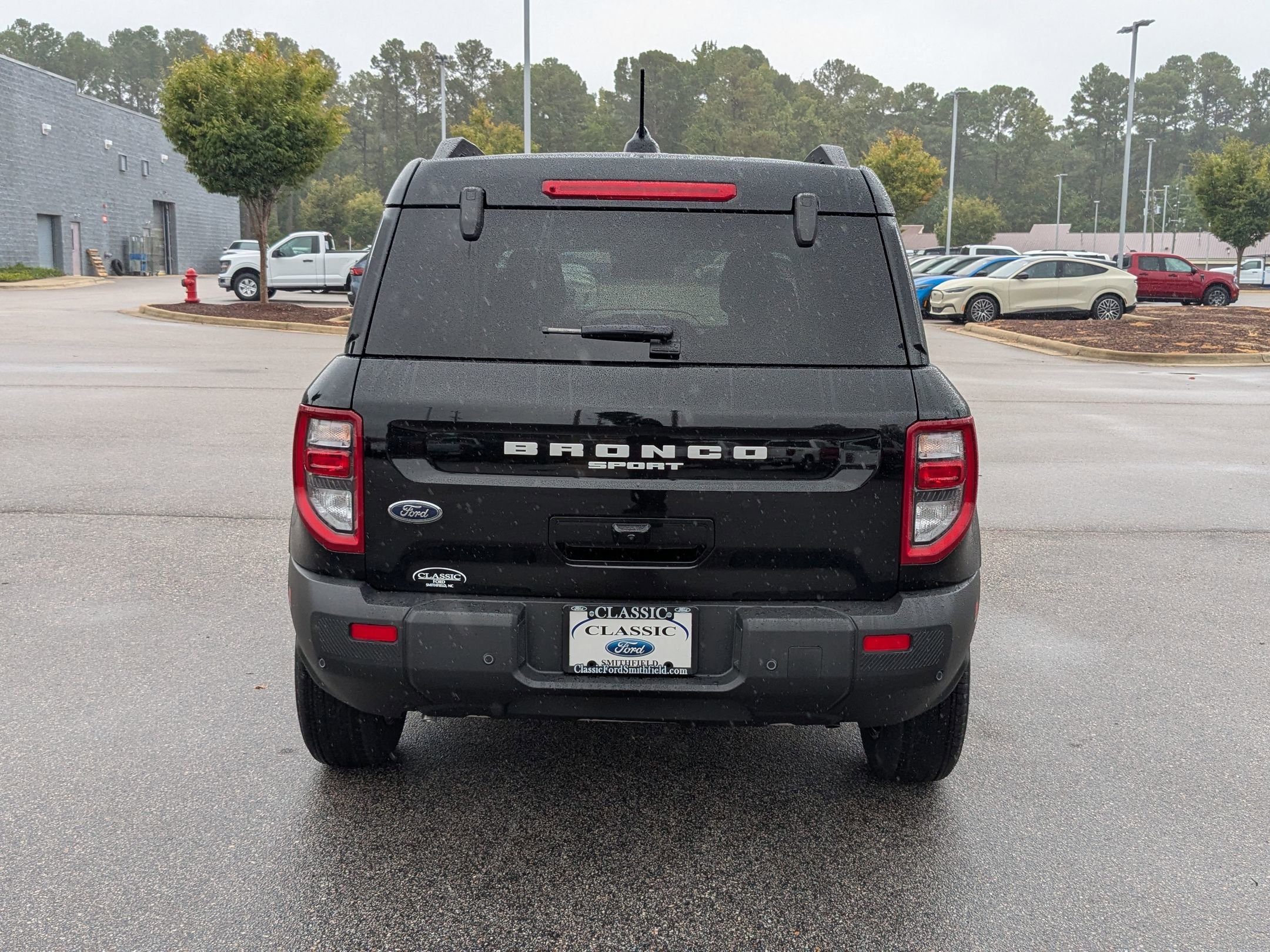 2025 Ford Bronco Sport Outer Banks photo 6