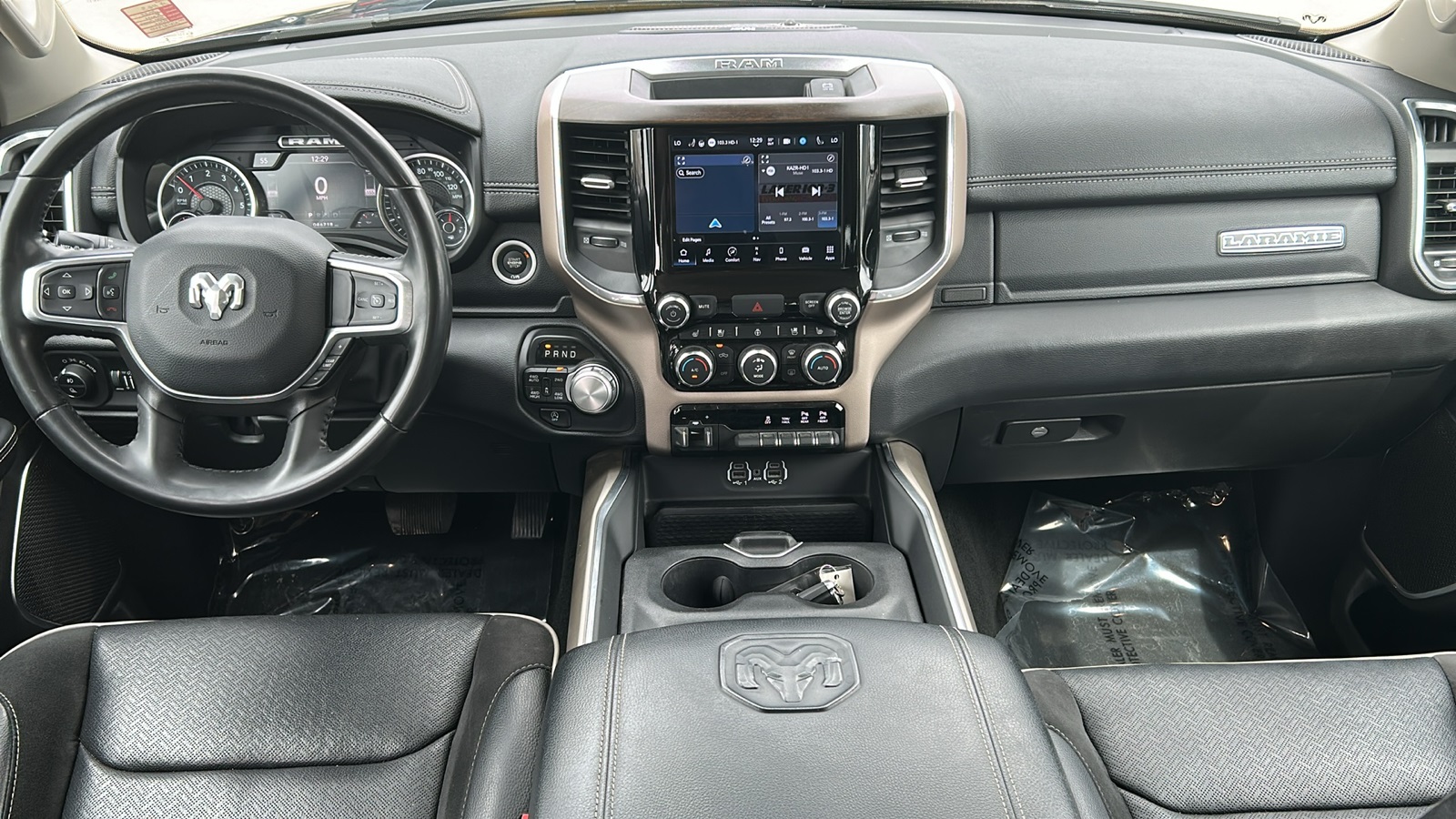 2022 Ram 1500 Laramie photo 12