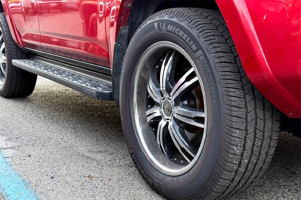 2022 Toyota 4Runner SR5 photo 4