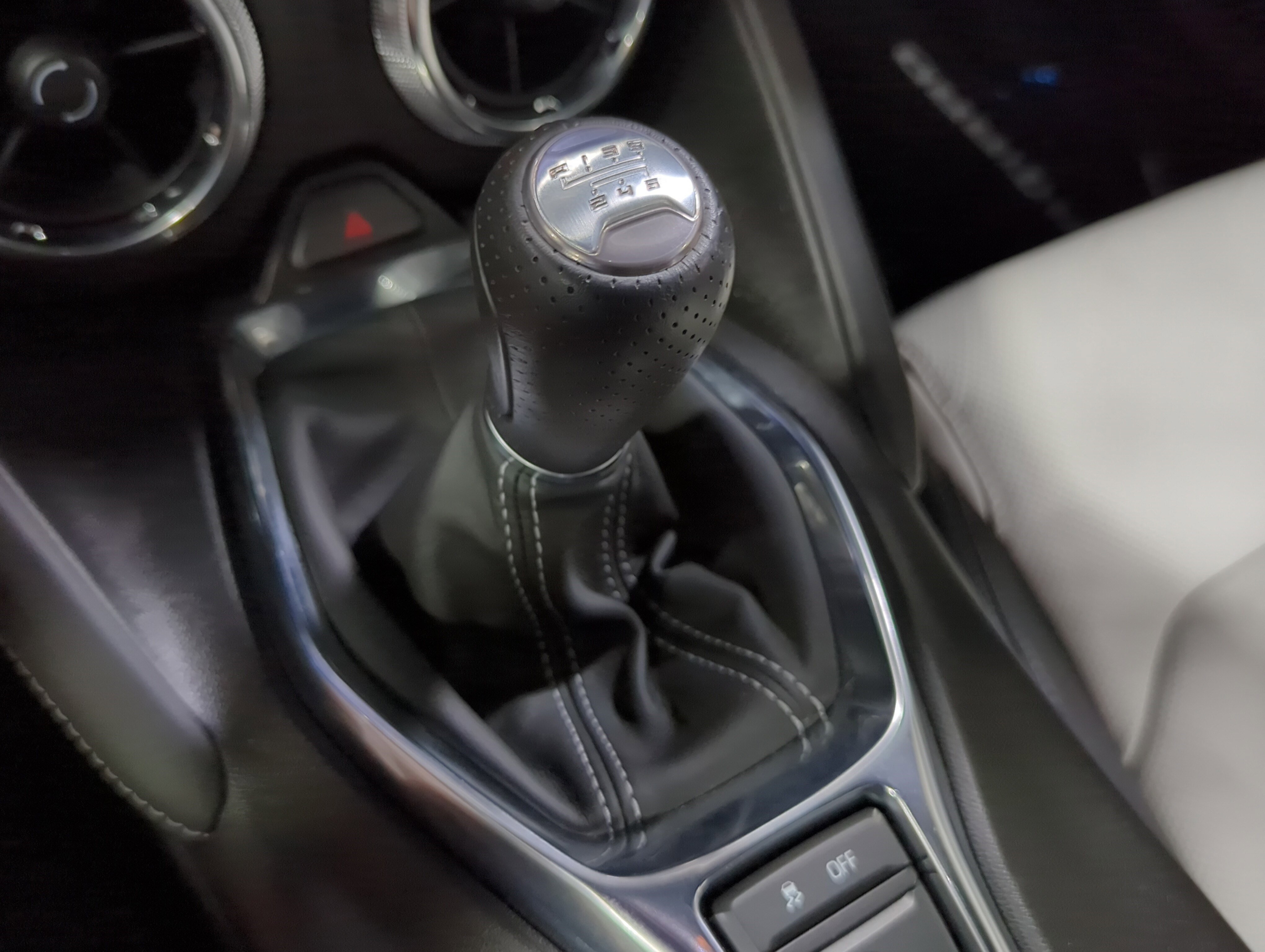 2023 Chevrolet Camaro 3LT photo 18