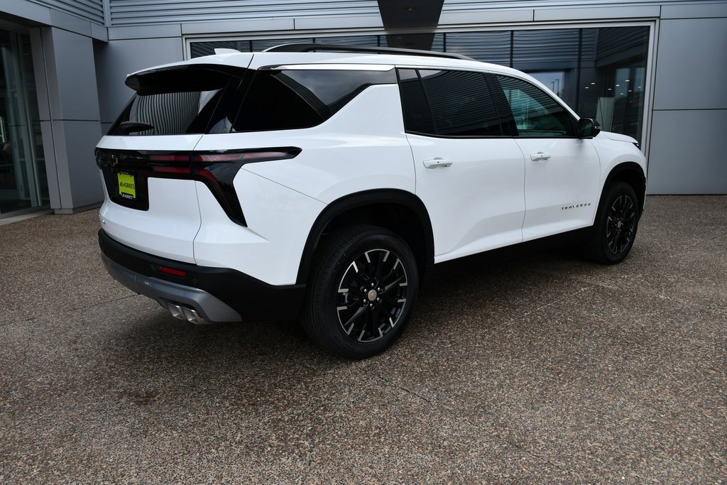 2026 Chevrolet Traverse photo 7