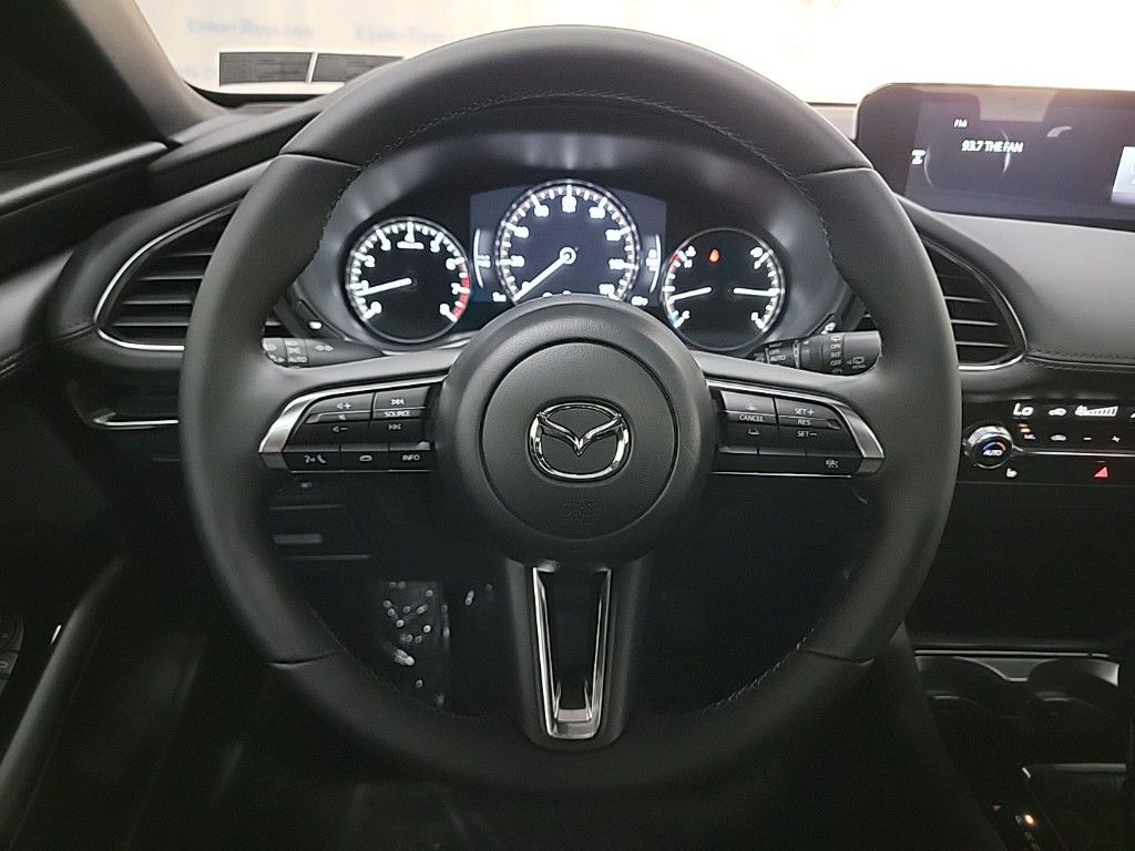2025 Mazda Mazda3 Hatchback 2.5 s Preferred photo 16