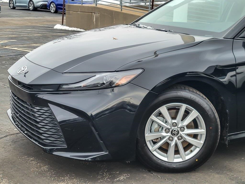 2025 TOYOTA CAMRY - Image 1
