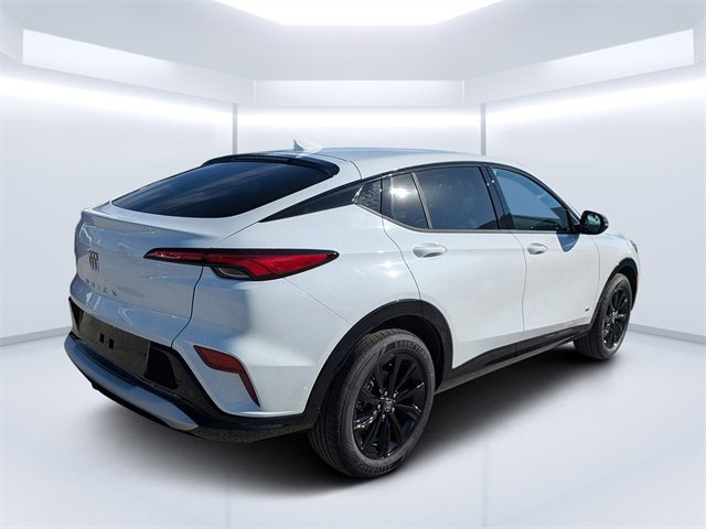 2026 Buick Envista ST photo 2