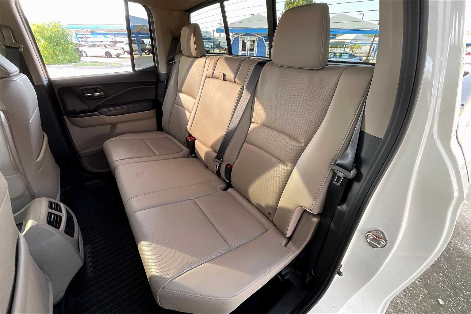 2019 Honda Ridgeline RTL-E photo 20