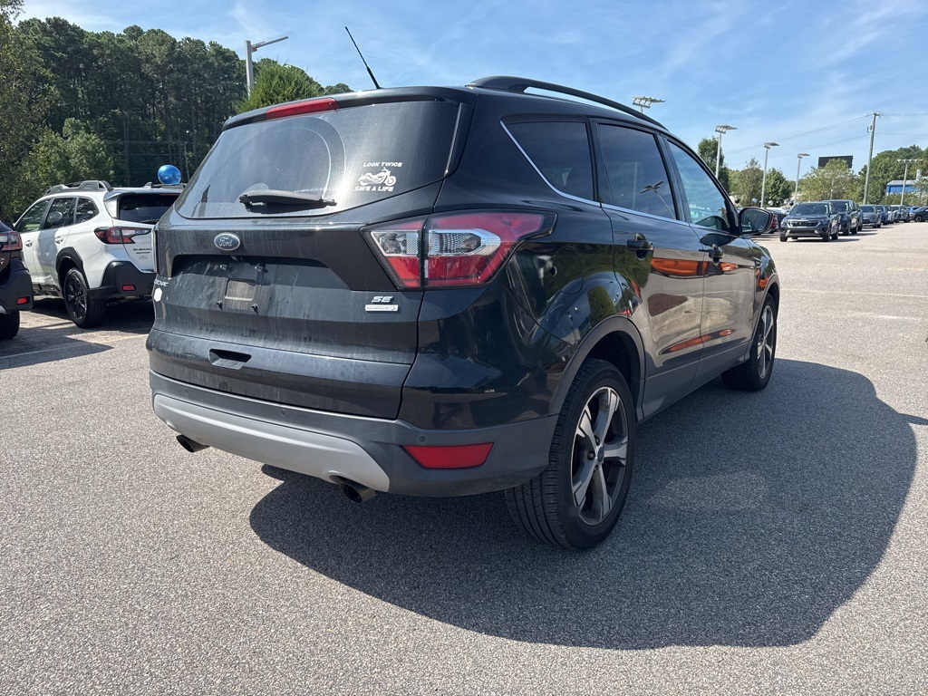 2017 Ford Escape SE photo 5