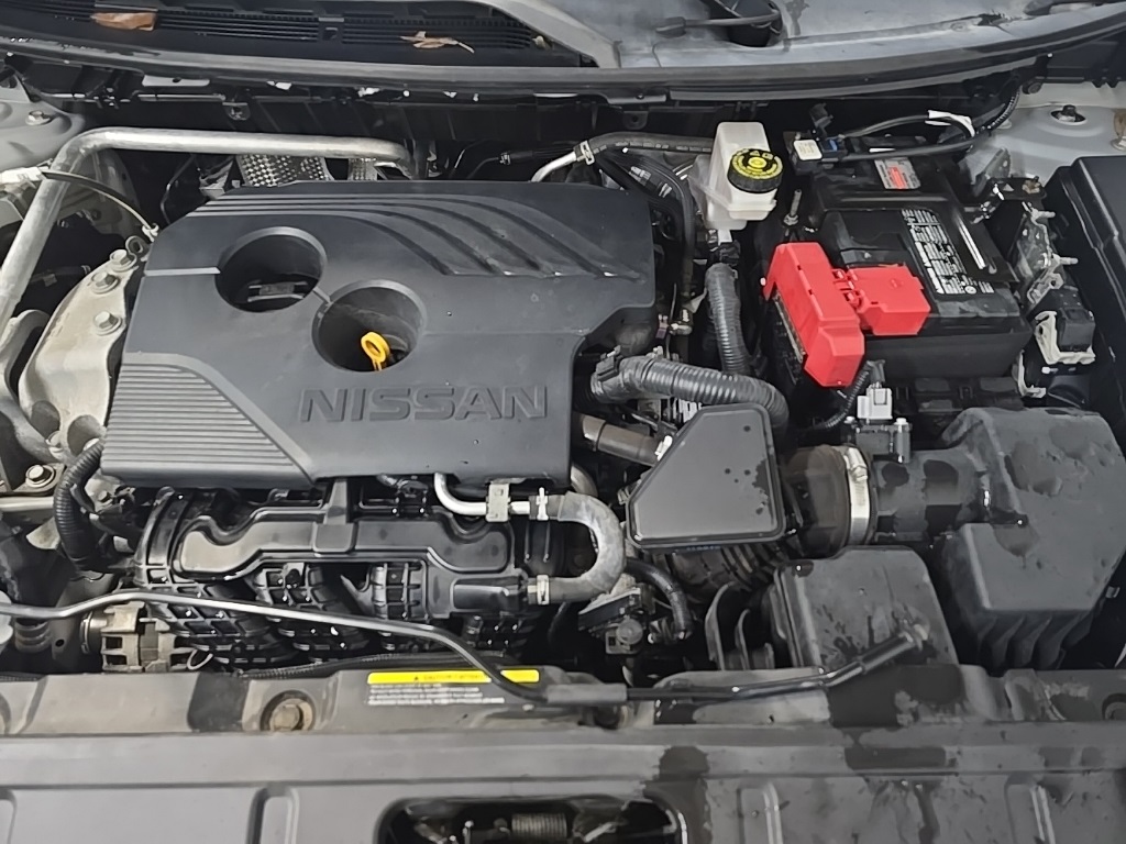 2021 Nissan Rogue SL's photo