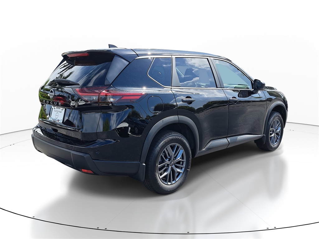 2026 Nissan Rogue S photo 6