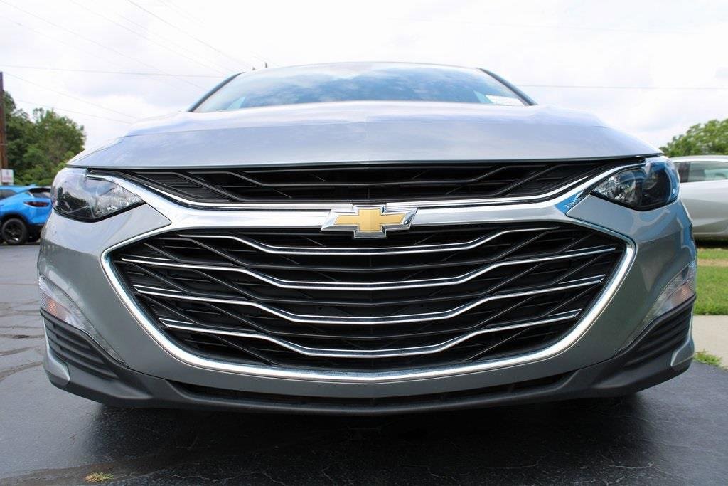 2023 Chevrolet Malibu 1LT photo 5