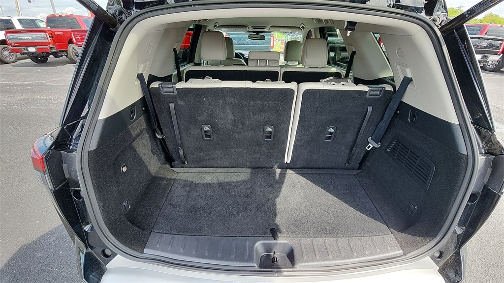 2022 Nissan Pathfinder SL photo 20