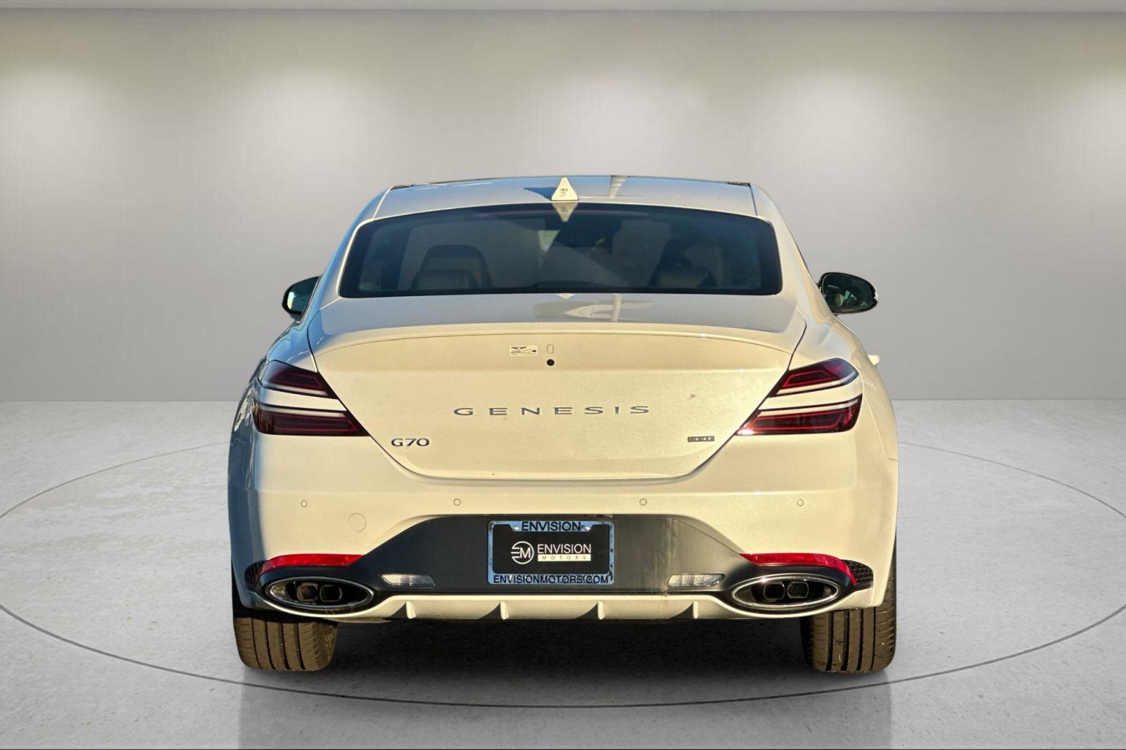 2025 Genesis G70 3.3T Sport Advanced photo 4