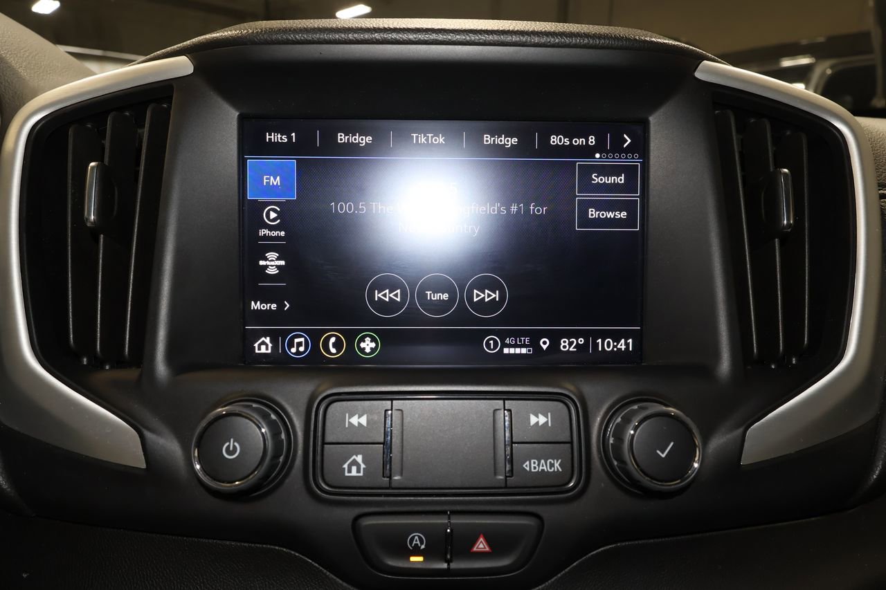2024 Gmc Terrain SLT photo 12