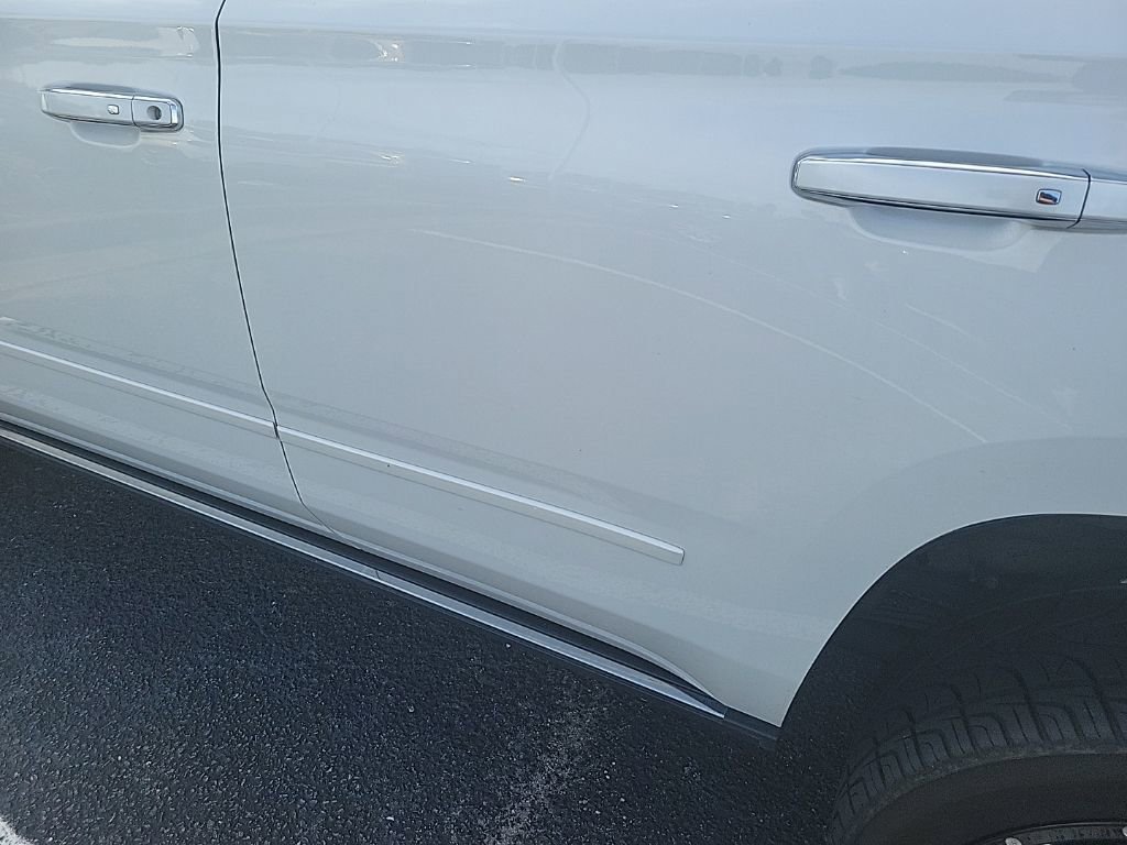 2017 Chevrolet Tahoe Premier photo 13