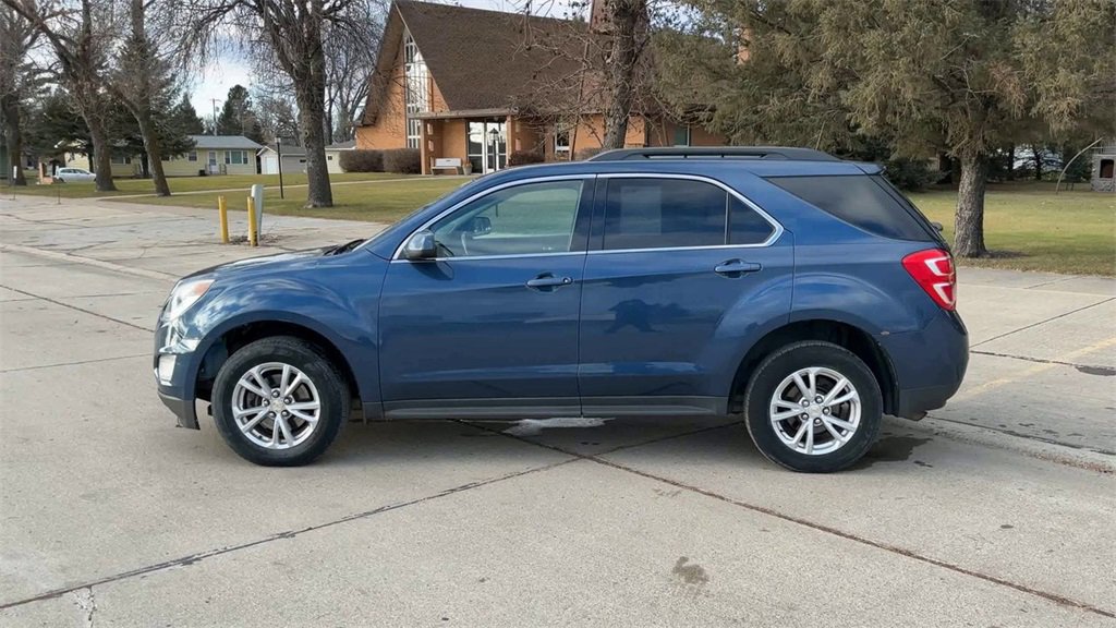2016 Chevrolet Equinox LT photo 4