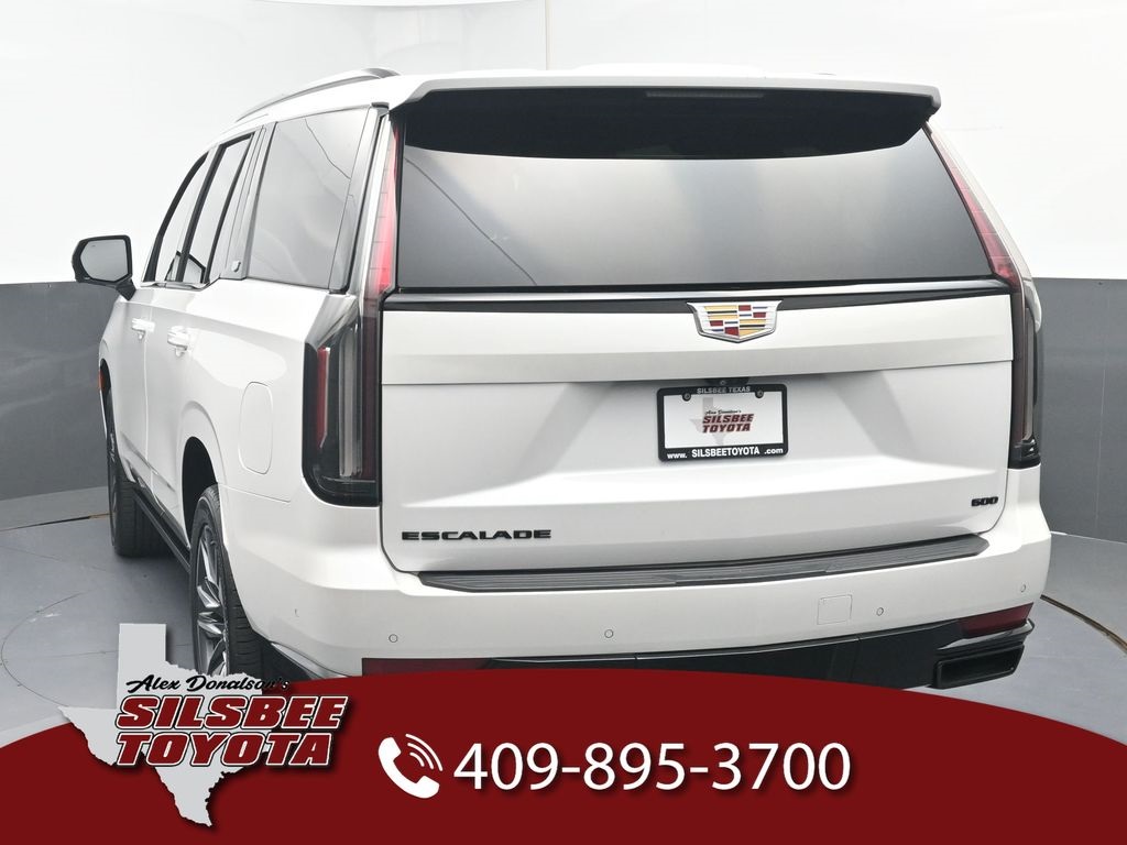 2022 Cadillac Escalade Sport Platinum photo 3