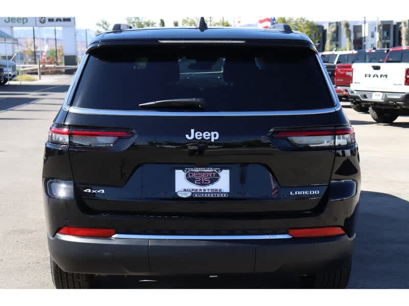 2025 Jeep Grand Cherokee Laredo X photo 4