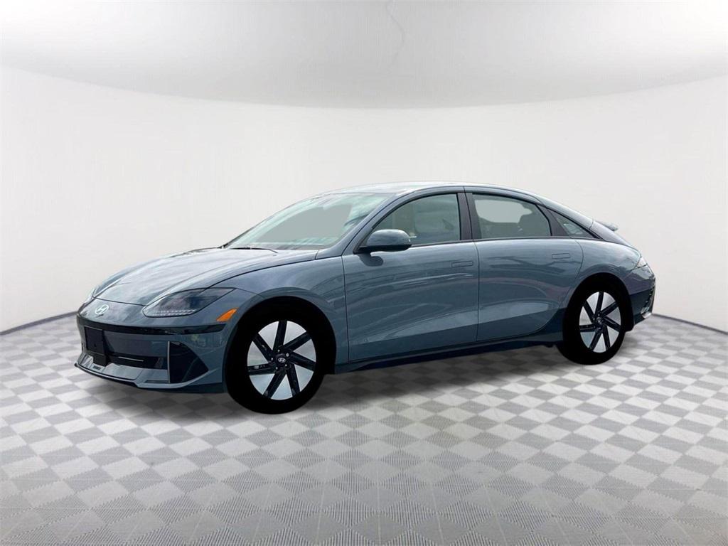 2025 Hyundai Ioniq 6 SE photo 2